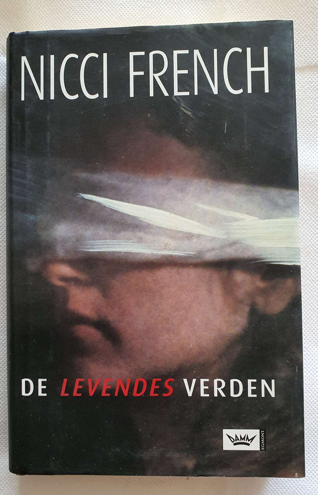 Bok. De Levendes Verden av Nicci French.