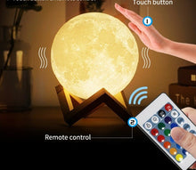 Last inn bildet i Galleri-visningsprogrammet, Månelampe med både touch funksjon og fjernkontroll.
