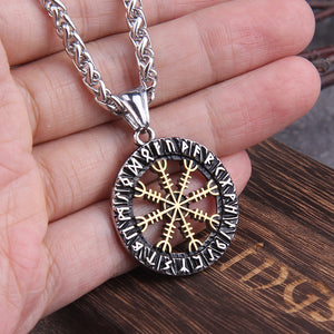 Smykke i viking stil - Halskjede med Vegvísir