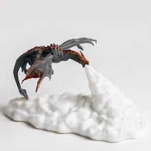 Last inn bildet i Galleri-visningsprogrammet, Lampe formet som ildsprutende drage. 3D printet i miljøvennlig PLA materiale.
